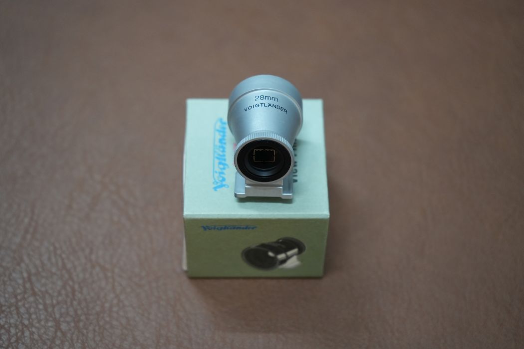 Voigtlander 28mm ビューファインダー Silver 箱あり