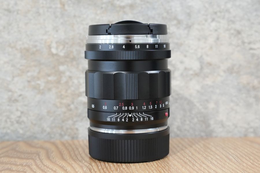 APO-LANTHAR 35mm F2 Aspherical VM 箱付き Voigtlander APO-LANTHAR 35mm F2 Aspherical VM 箱付き – まる