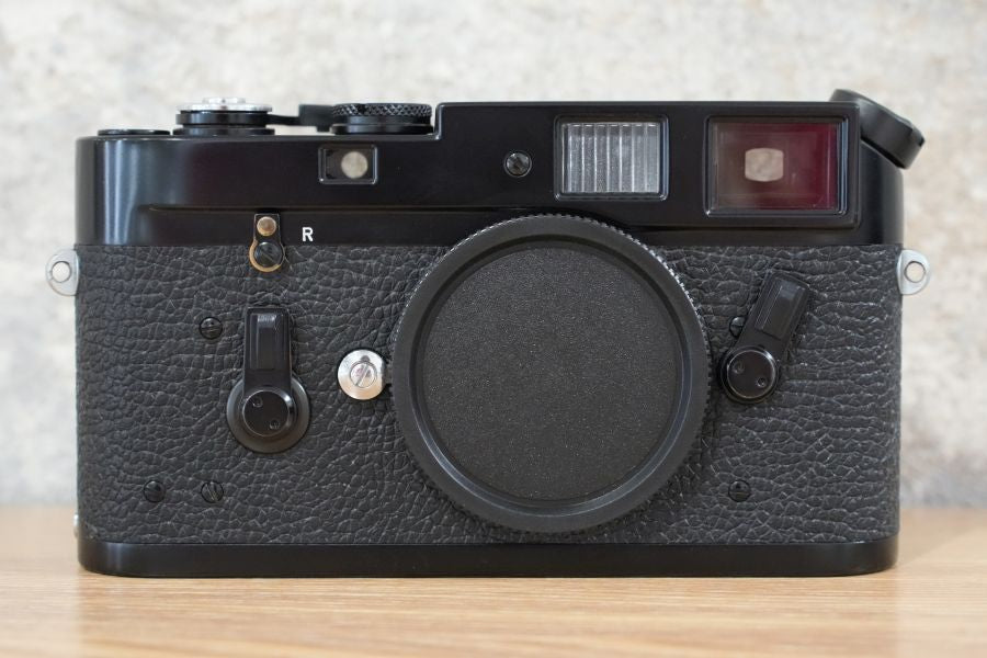 ライカ　Leica M4 ブラックペイント　Black paint LEICA M4 Black Paint オリジナルブラックペイント – まるかめら