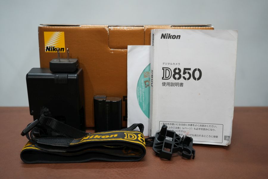 Nikon ニコン D850 箱付き
