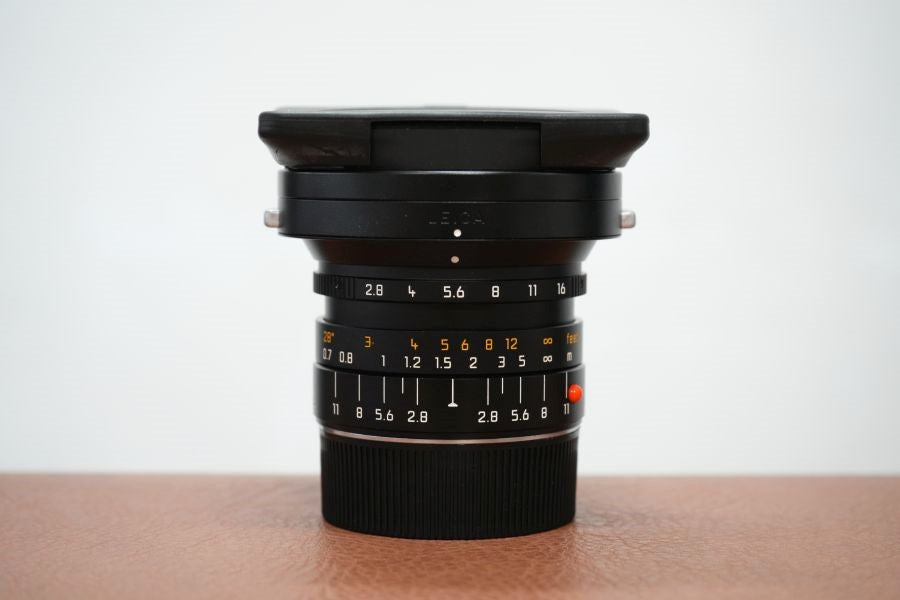 LEICA Elmarit M21mm f2.8 ASPH. Black 箱