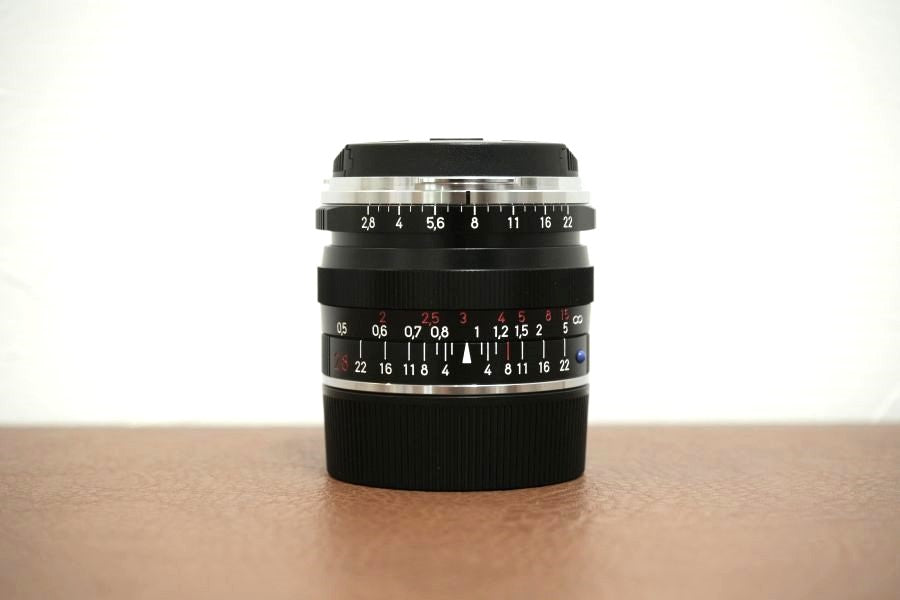 Carl Zeiss Biogon T* 28mm F2.8 ZM Black 箱付き