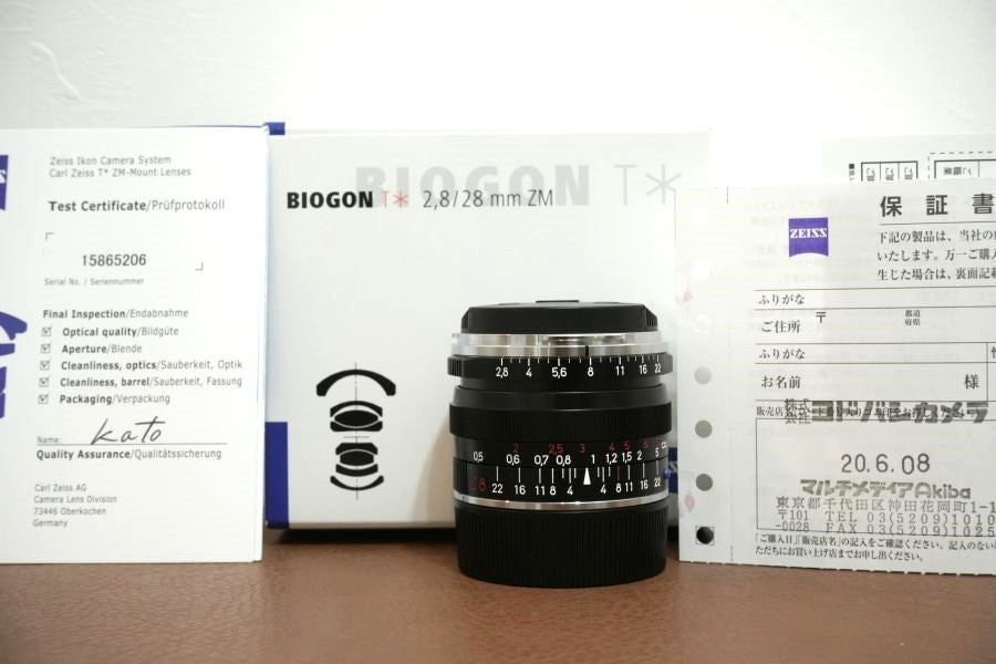 Carl Zeiss Biogon T* 28mm F2.8 ZM Black 箱付き