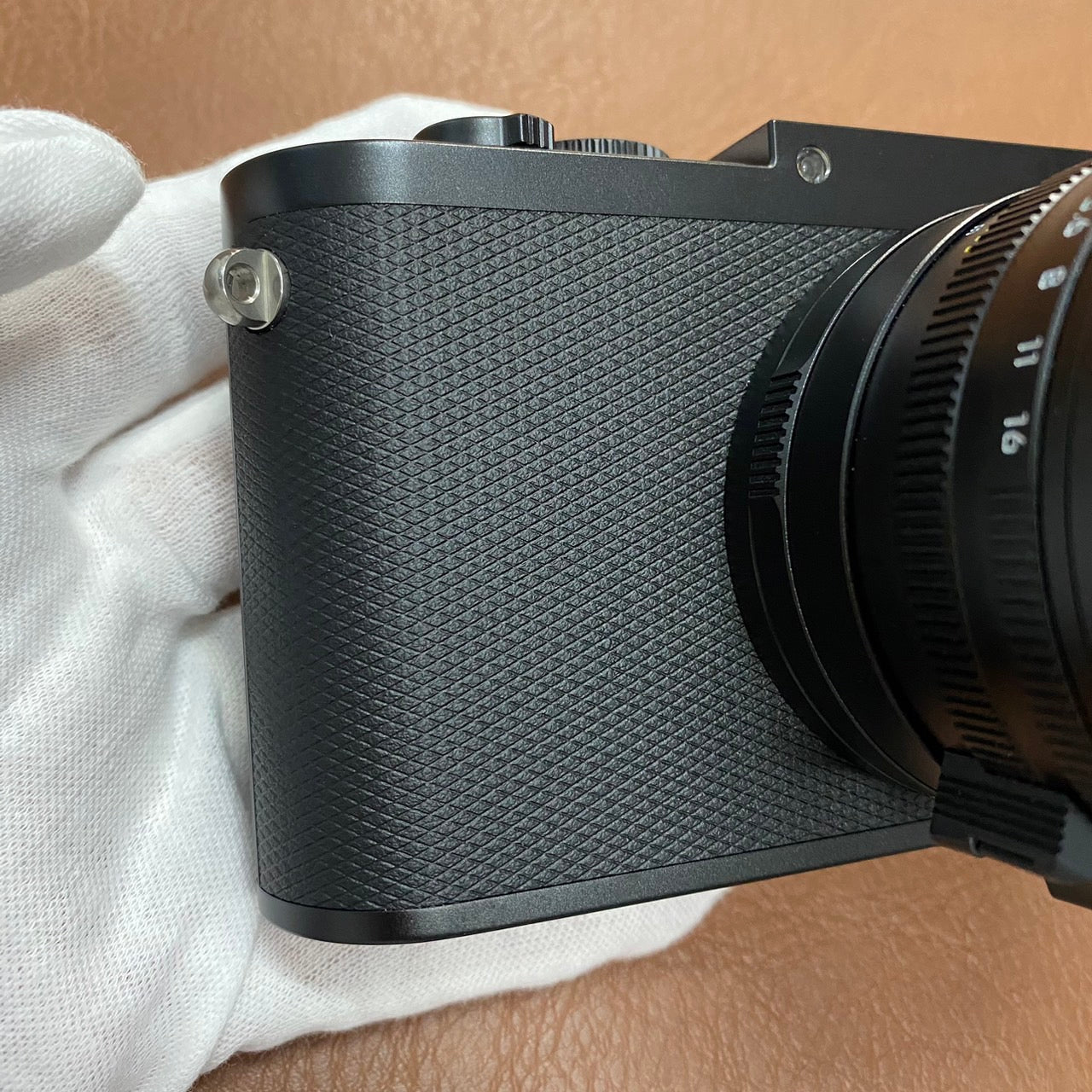 LEICA Q typ116 Black+純正ボディケース 箱付き