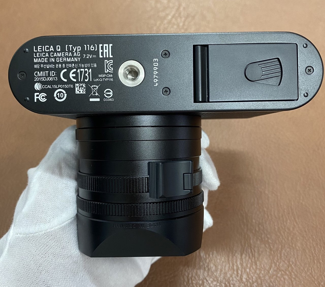 LEICA Q typ116 Black+純正ボディケース 箱付き