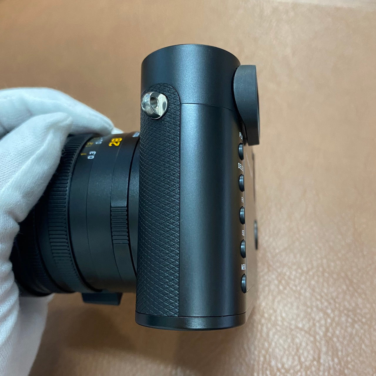 LEICA Q typ116 Black+純正ボディケース 箱付き