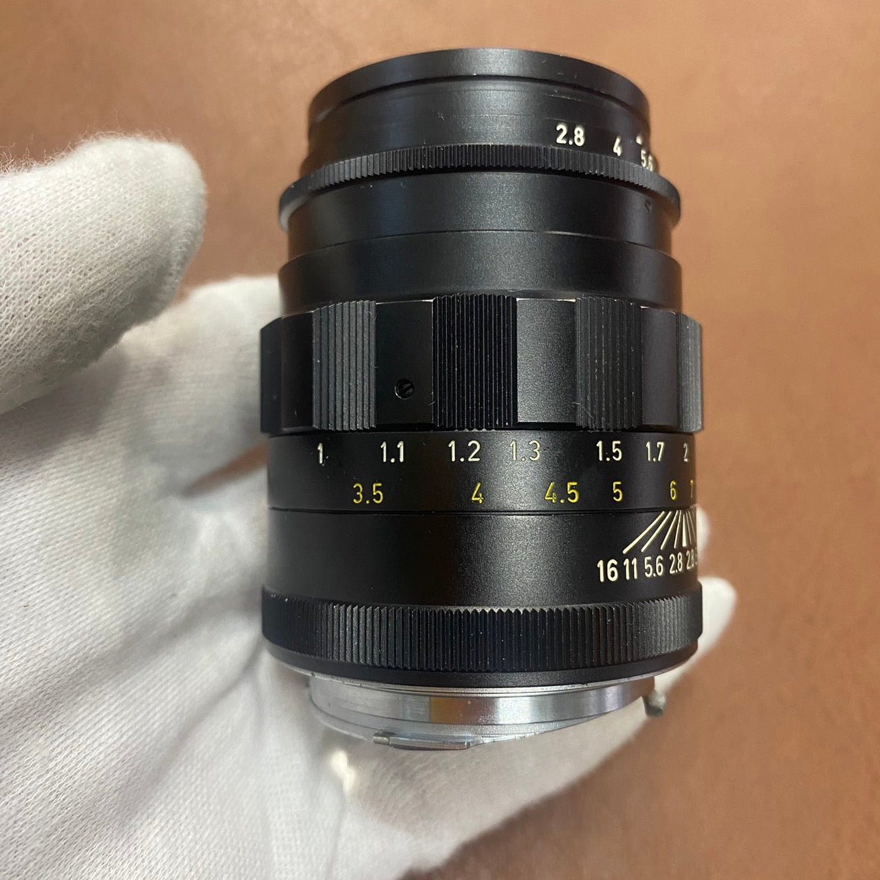 LEICA Tele-Elmarit M90mm f2.8 前期 フード付き