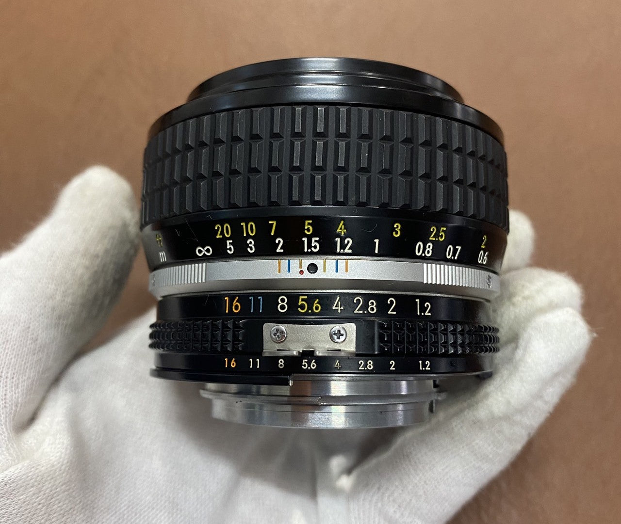 Nikon Ai-S Nikkor 50mm F1.2 フード付き