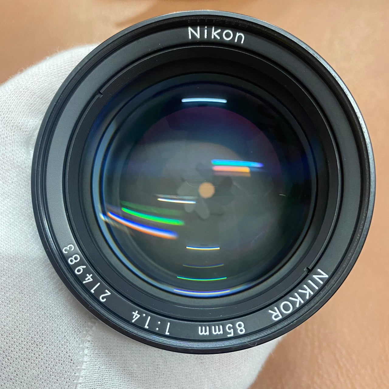 Nikon Ai-S Nikkor 85mm F1.4 フード付き