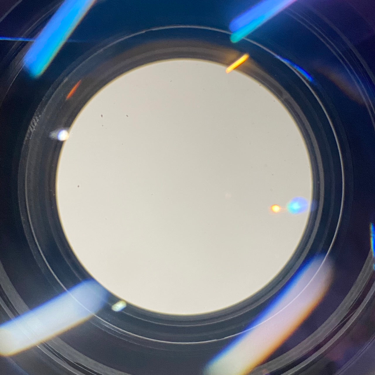 Nikon Ai-S Nikkor 85mm F1.4 フード付き