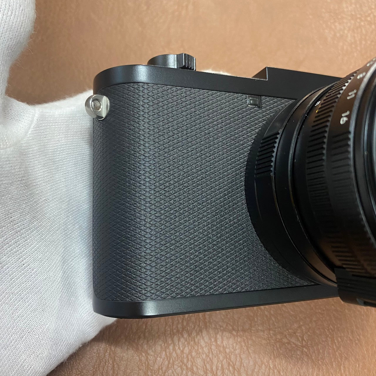 LEICA Q2 箱付き