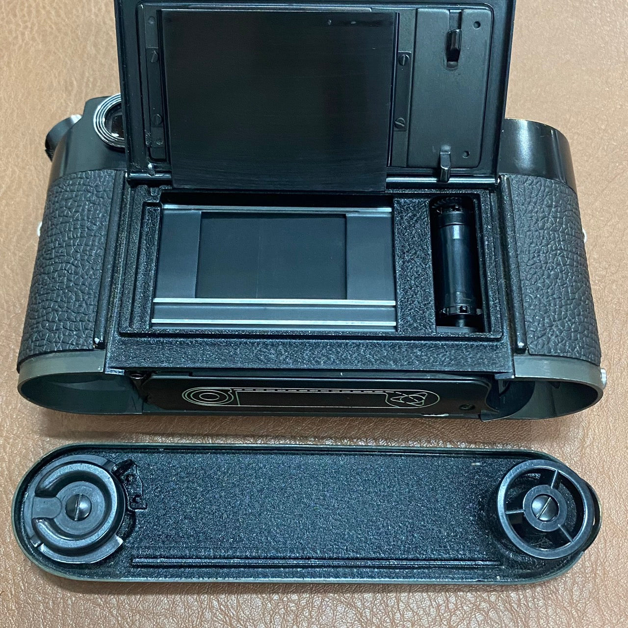 LEICA M4 Original Black Paint オリジナルブラックペイント