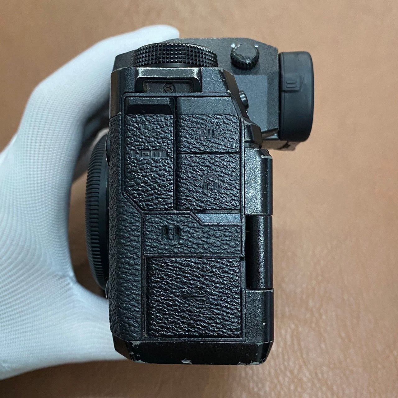 FUJIFILM X-H2