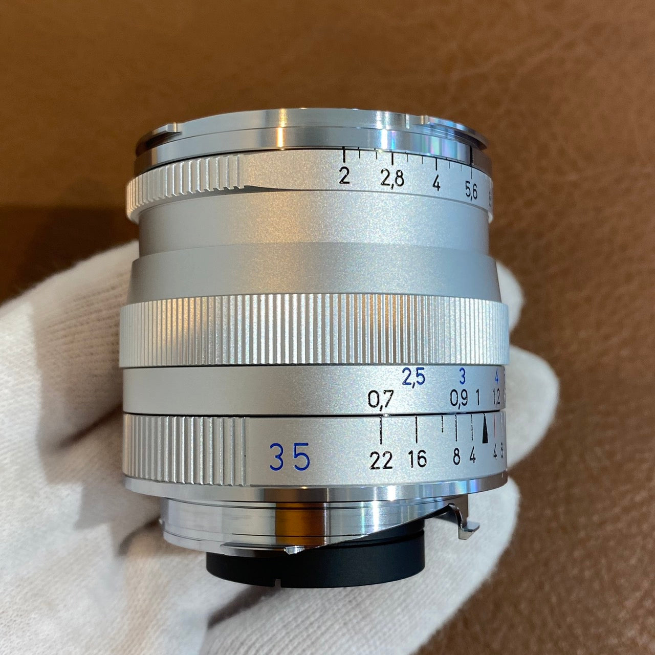 Carl Zeiss Biogon T* 35mm F2 ZM Silver 箱付き