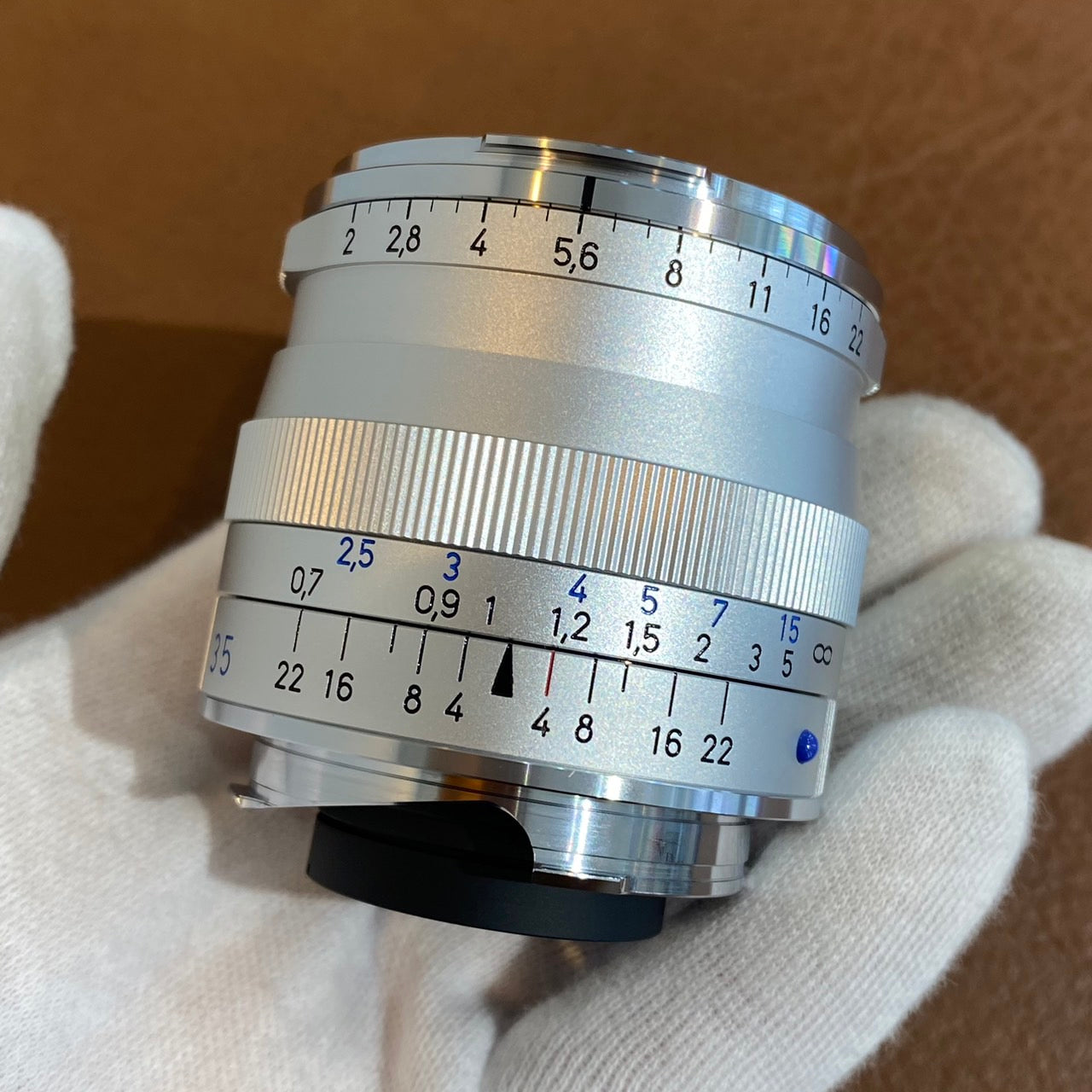 Carl Zeiss Biogon T* 35mm F2 ZM Silver 箱付き