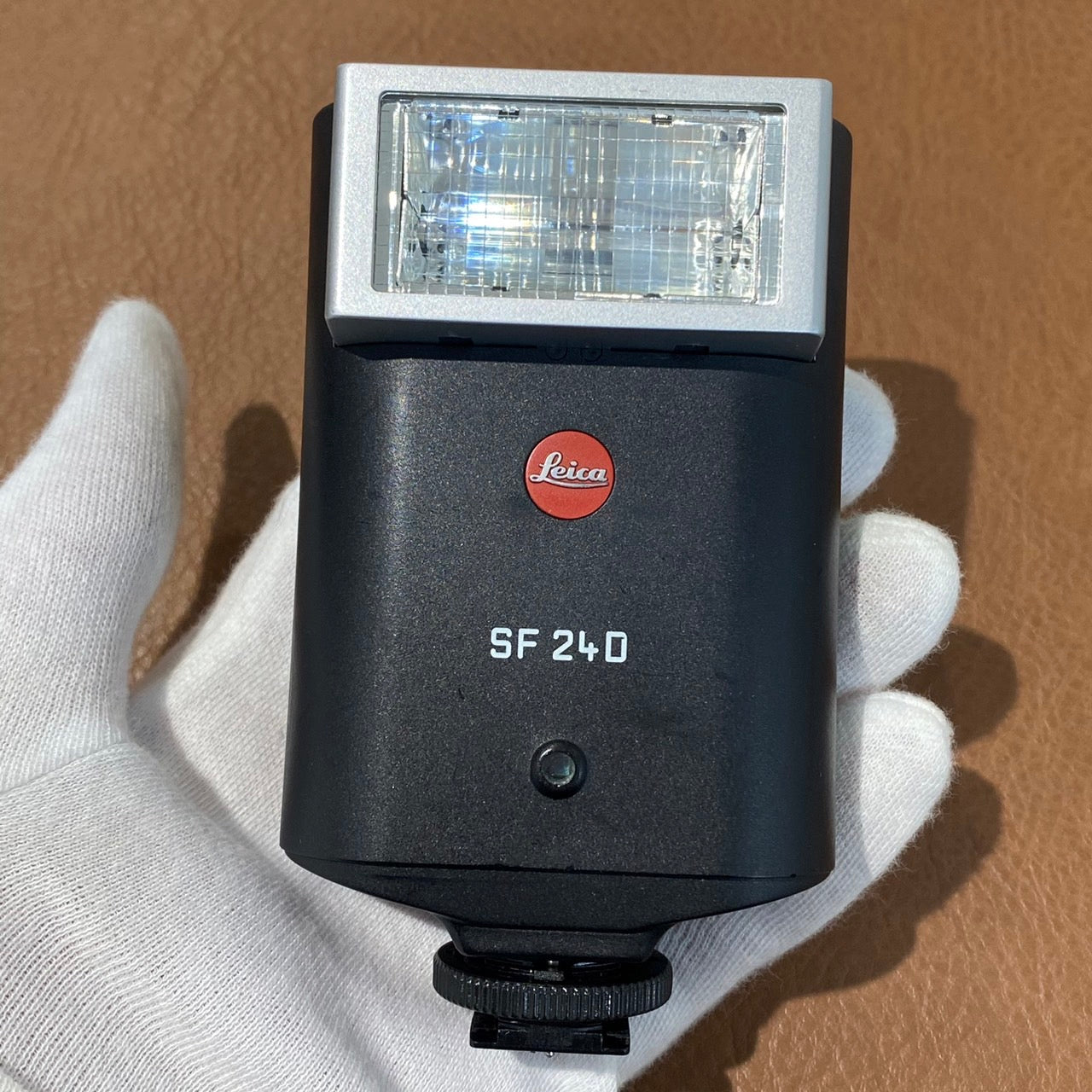 LEICA SF24D フラッシュ