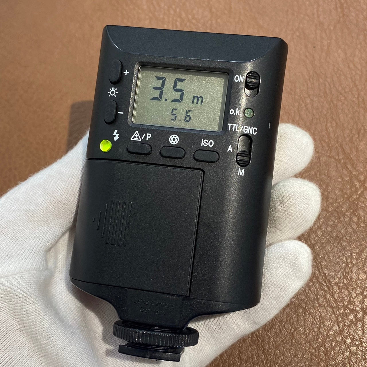 LEICA SF24D フラッシュ
