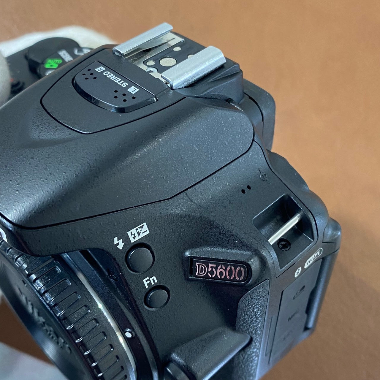 Nikon D5600 ダブルズームキット 箱付き