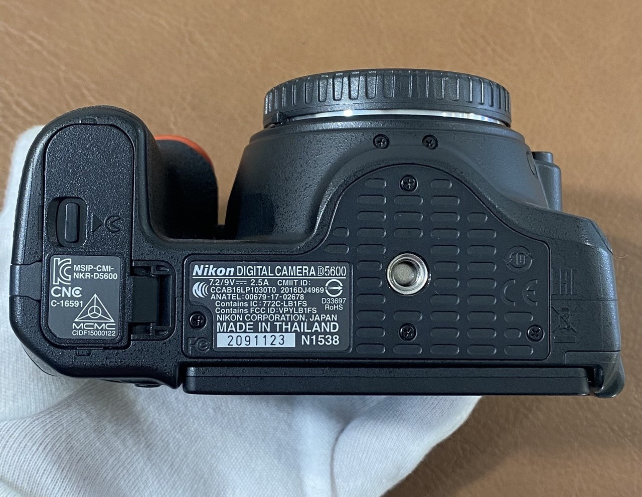 Nikon D5600 ダブルズームキット 箱付き