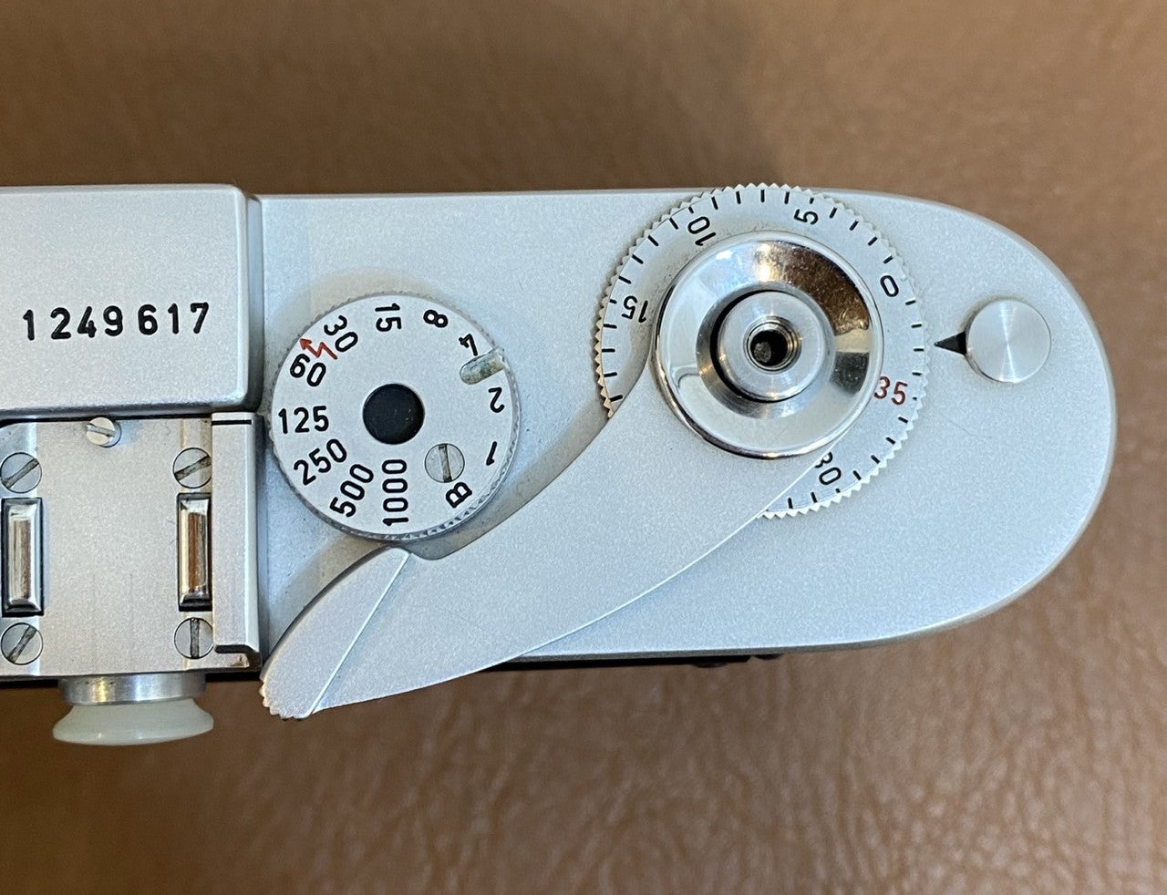 LEICA M2-R Silver Chrome R刻印入り