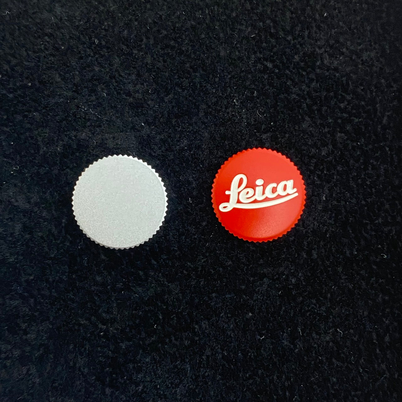 LEICA レリーズボタン 12mm レッド 14010