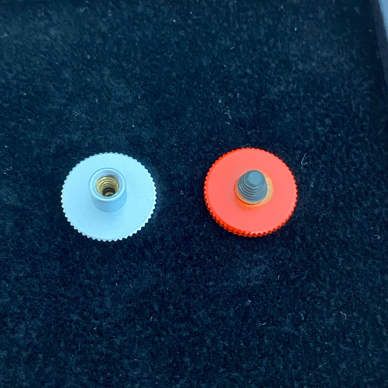 LEICA レリーズボタン 12mm レッド 14010
