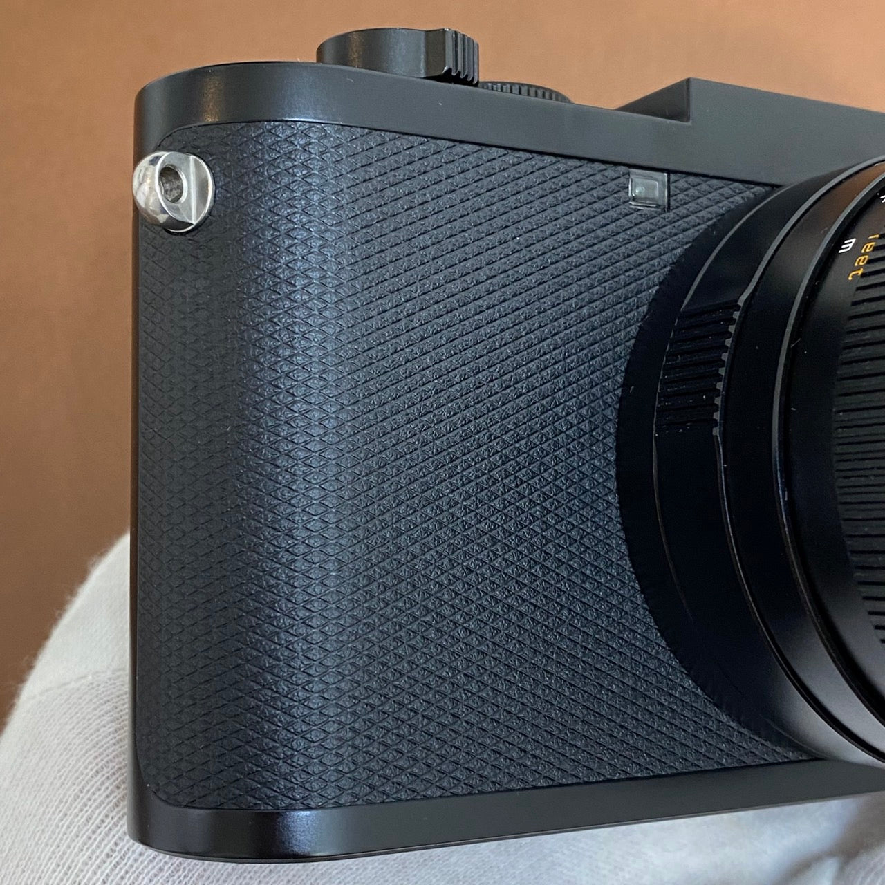 LEICA Q2