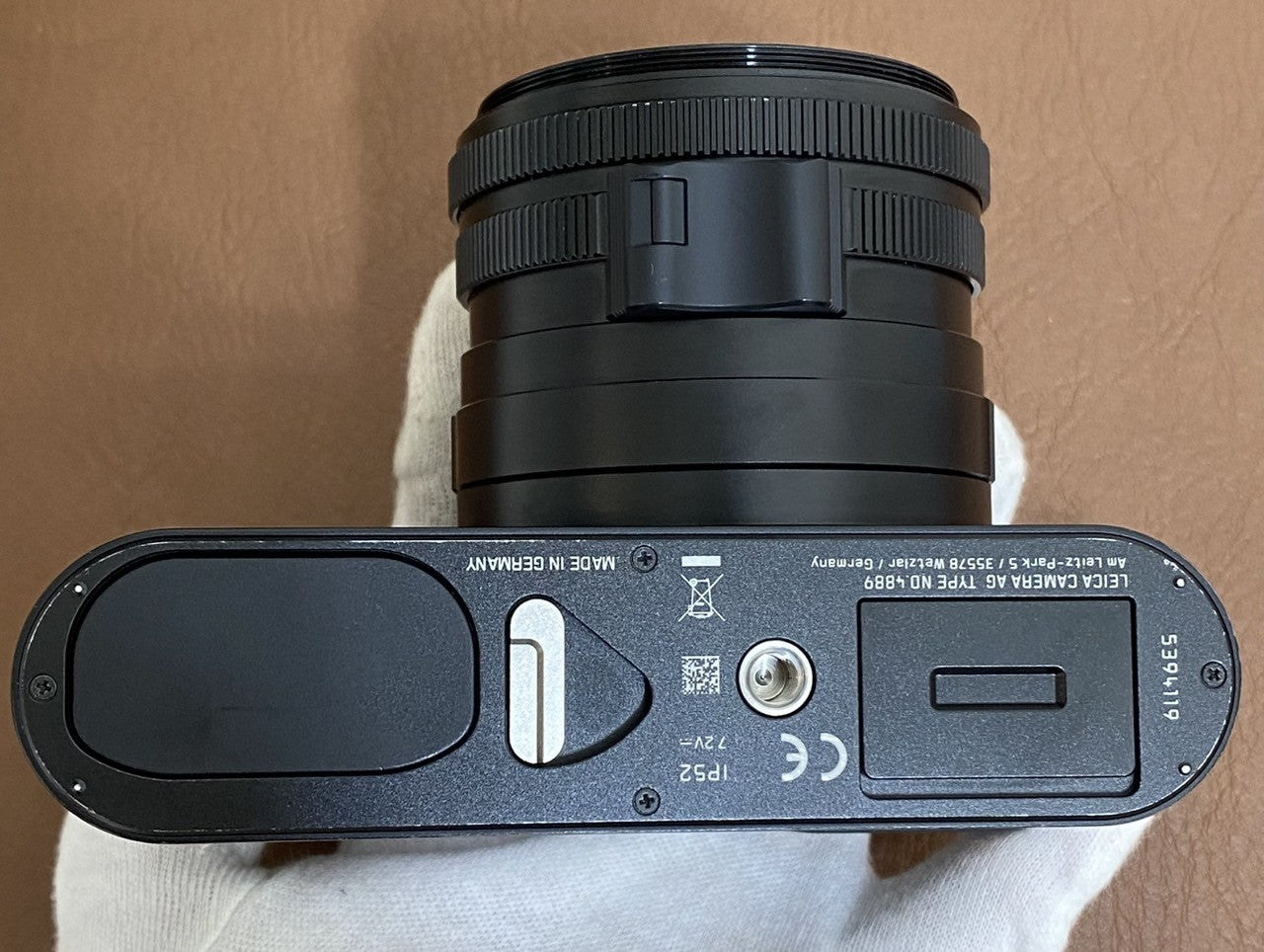 LEICA Q2