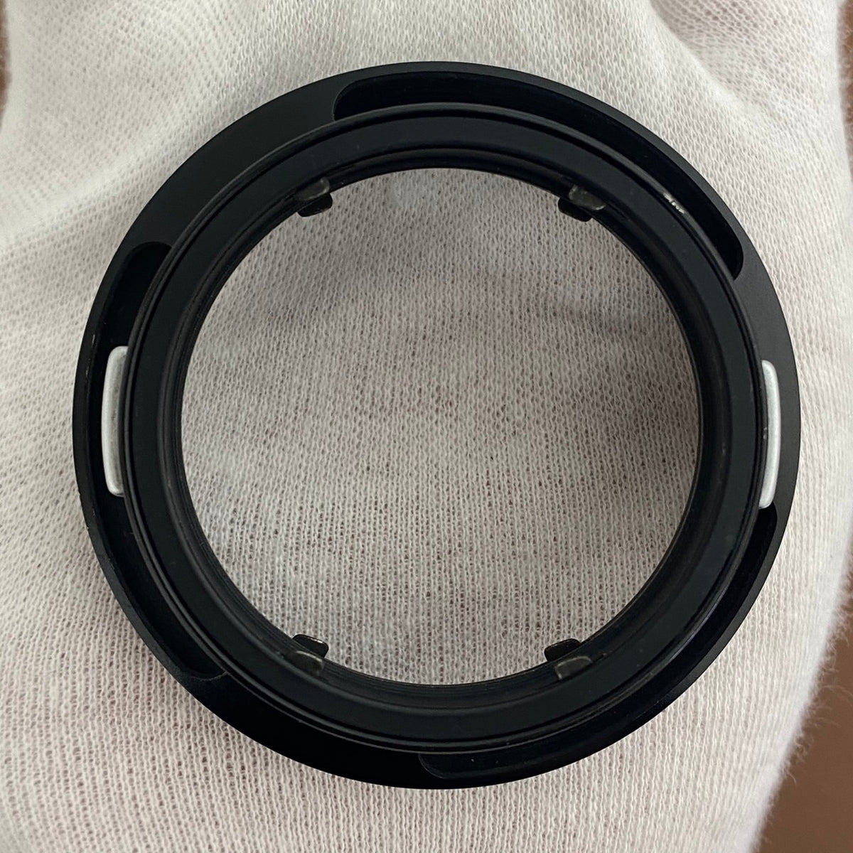 LEICA 12585 Hood for M35mm/M50mm & 14033 Hood Cap