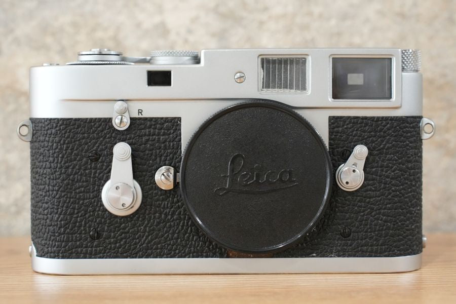 LEICA M2 Silver Chrome クイックローディングスプール付き 1963年製 OH済み