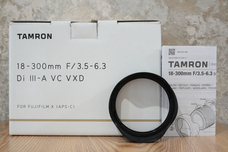 TAMRON 18-300mm F3.5-6.3 Di III-A VC VXD/Model B061X