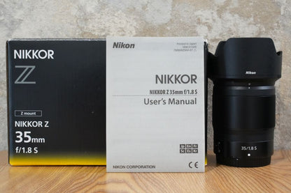 NIKKOR Z 35mm f/1.8 S 箱付き
