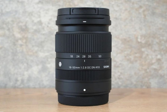 SIGMA Contemporary 18-50mm F2.8 DC DN Xマウント