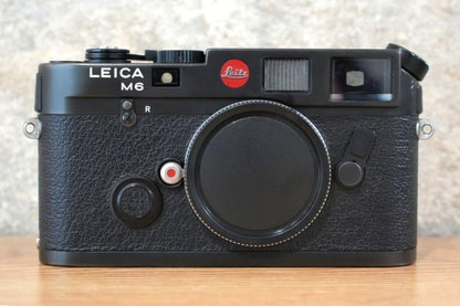 LEICA M6 Black Chrome ERNST WETZLAR GMBH刻印 1987年製 メンテナンス済み