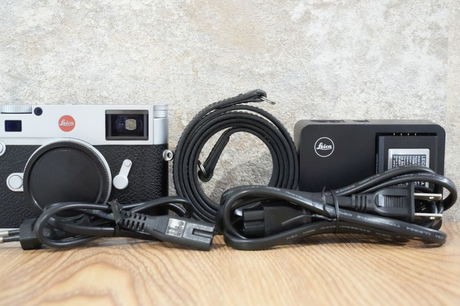 LEICA M10 Silver Chrome – まるかめら