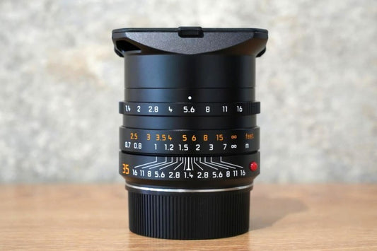 Summilux M35mm f1.4 ASPH. 11663 FLE Black, Complete Accessories, Excellent Condition