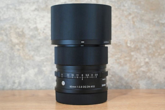 SIGMA Contemporary 90mm F2.8 DG Lマウント