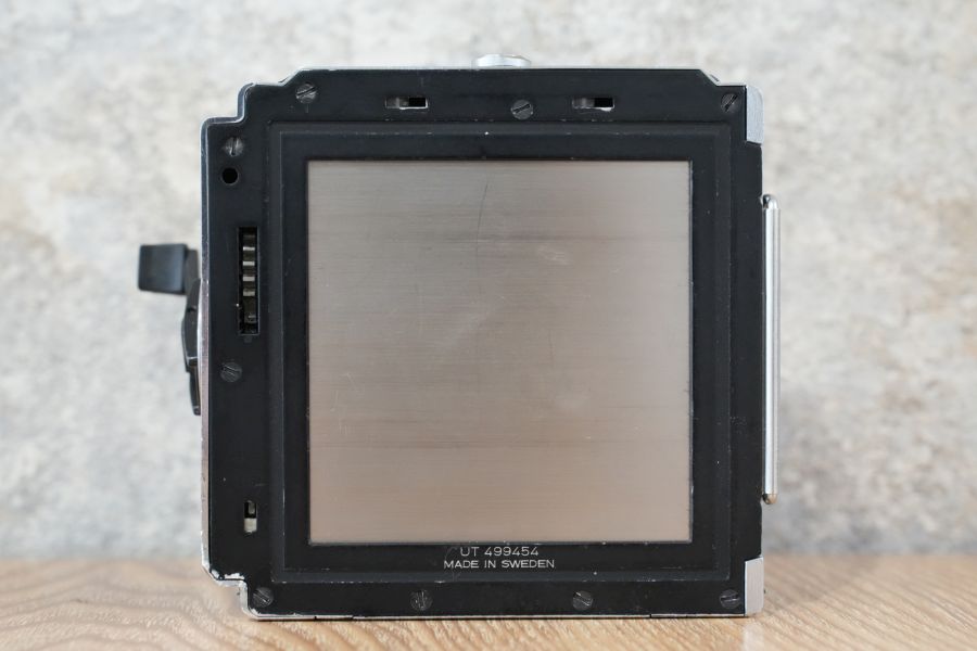 Hasselblad A-12 初期型 フィルムマガジン 1976年製 – まるかめら