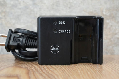 LEICA14470 コンパクトチャージャー(M8/M9/MM/M-E220対応）