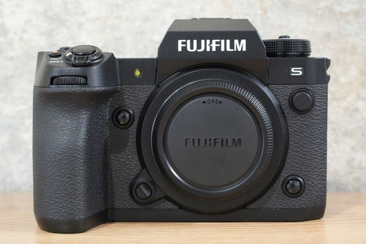 FUJIFILM X-H2S 多言語モデル + デュアルバッテリーチャージャー付