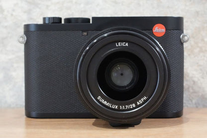 LEICA Q2 箱付き