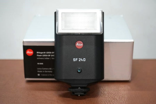 LEICA SF24D フラッシュ 箱付き 極美品