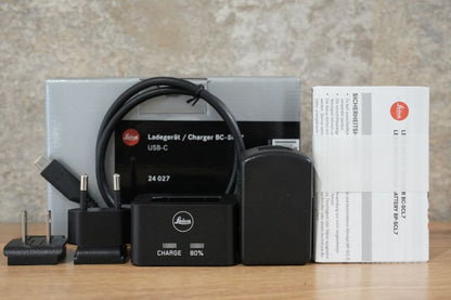 LEICA BC-SCL7 M11用チャージャー 24027