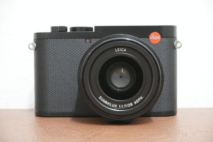 LEICA Q2 箱付き 美品 2023年製