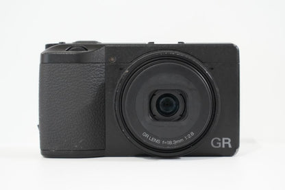 RICOH GR III