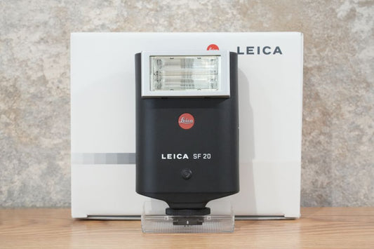 LEICA SF20 フラッシュ ストロボ 箱付き