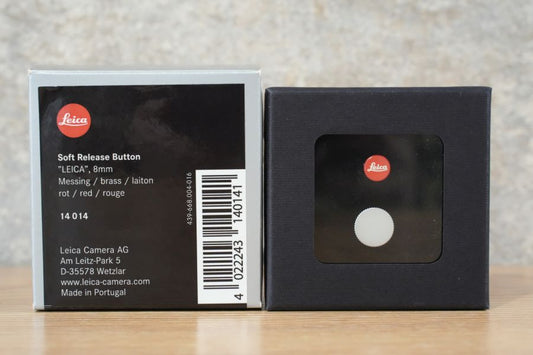LEICA レリーズボタン  8mm レッド 14014 箱付き