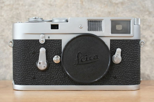 LEICA M2-R Silver Chrome R刻印入り OH済み