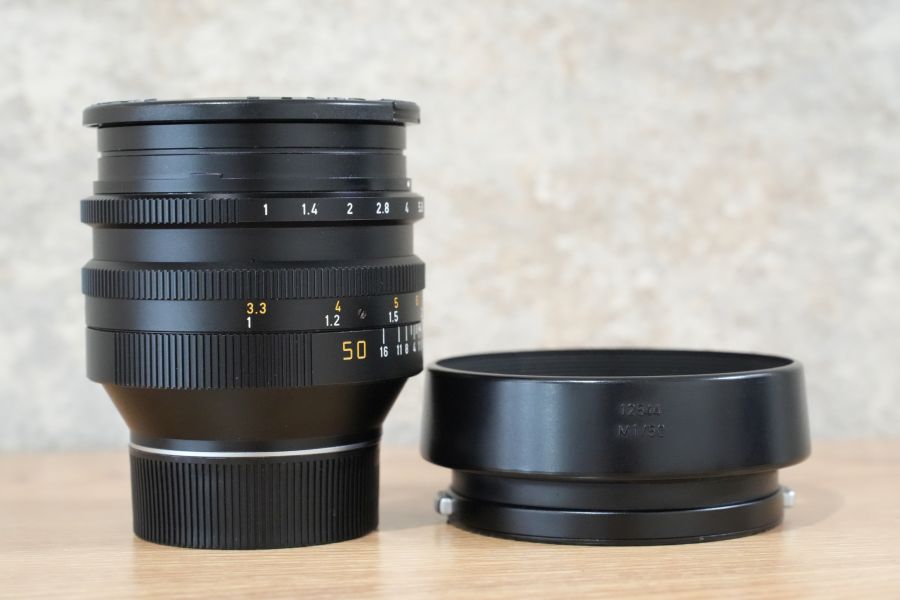 LEICA Noctilux M50mm f1.0 E60 3rd 後期 1989年製 フード付き
