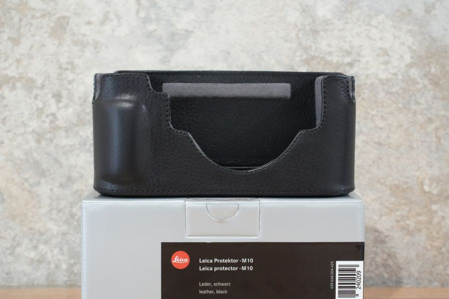 LEICA M10用レザープロテクター ブラック 24020 箱付き